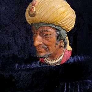 Saracen Vintage Bossons Chalkware